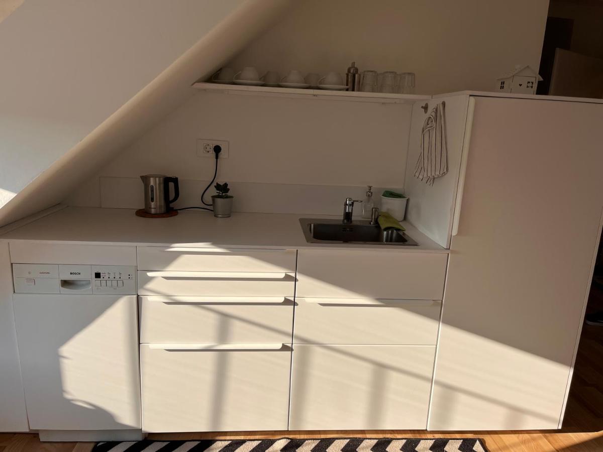 Apartment Malina - Free Private Parking Любляна Екстериор снимка