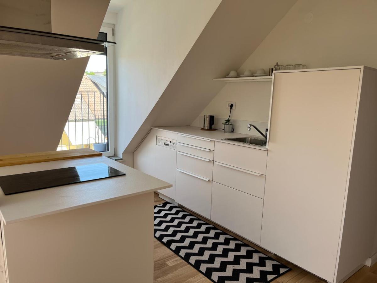 Apartment Malina - Free Private Parking Любляна Екстериор снимка